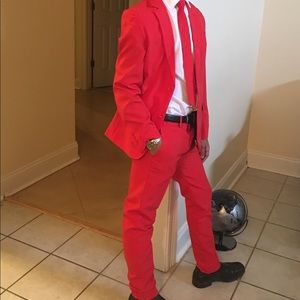 Oppo suits size 14 only worn once